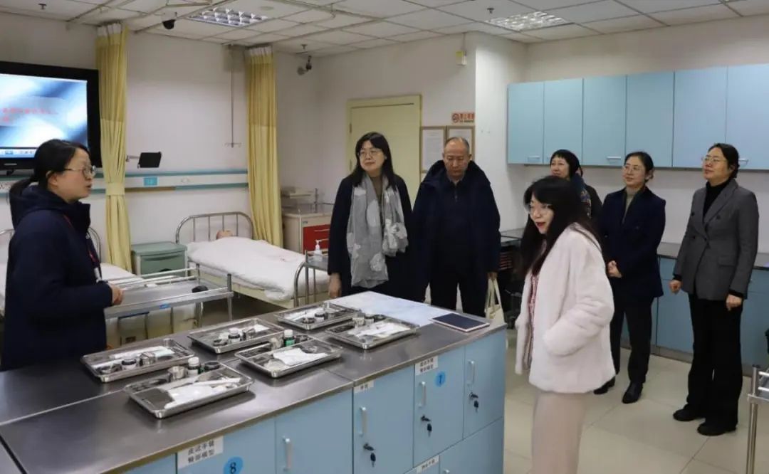 beat365官方网站护理学高质量发展研讨会举行